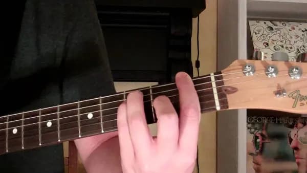 Jak zagrać F dur na gitarze - proste sposoby i najczęstsze błędy Jak zagrać F dur na gitarze - proste sposoby i najczęstsze błędy