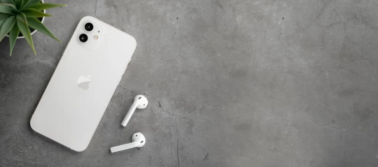 Jak włączyć AirPods - proste kroki, aby uniknąć problemów z połączeniem Jak włączyć AirPods - proste kroki, aby uniknąć problemów z połączeniem