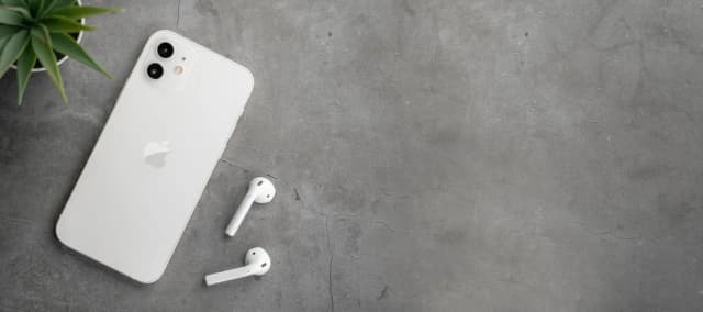 Jak włączyć AirPods - proste kroki, aby uniknąć problemów z połączeniem Jak włączyć AirPods - proste kroki, aby uniknąć problemów z połączeniem