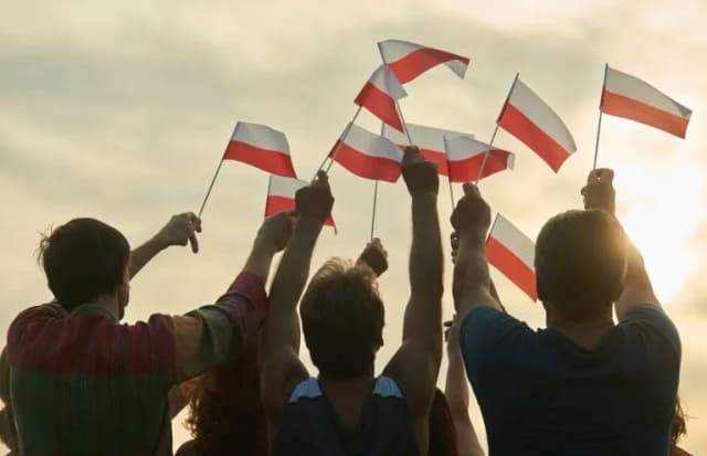 Tekst piosenki Co to jest niepodległość – poznaj słowa i ich znaczenie Tekst piosenki Co to jest niepodległość – poznaj słowa i ich znaczenie