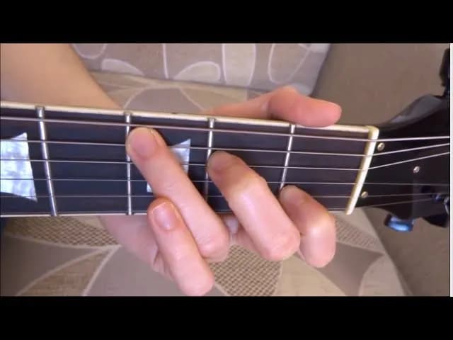 Jak czytać akordy: proste zasady, które ułatwią grę na gitarze Jak czytać akordy: proste zasady, które ułatwią grę na gitarze