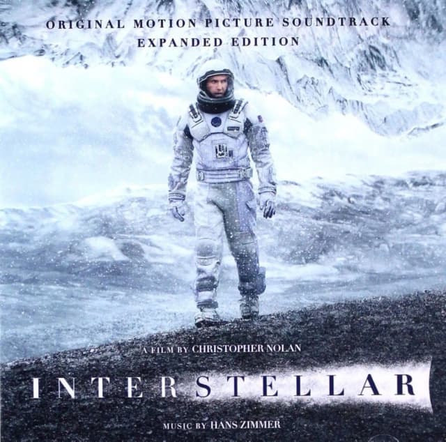Muzyka z filmu Interstellar: Emocjonalna podróż przez dźwięki Hansa Zimmera Muzyka z filmu Interstellar: Emocjonalna podróż przez dźwięki Hansa Zimmera