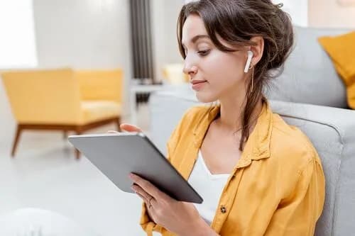 Jak podłączyć słuchawki AirPods bez problemów i frustracji Jak podłączyć słuchawki AirPods bez problemów i frustracji